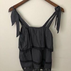 A&E | Flowy & Detailed Top